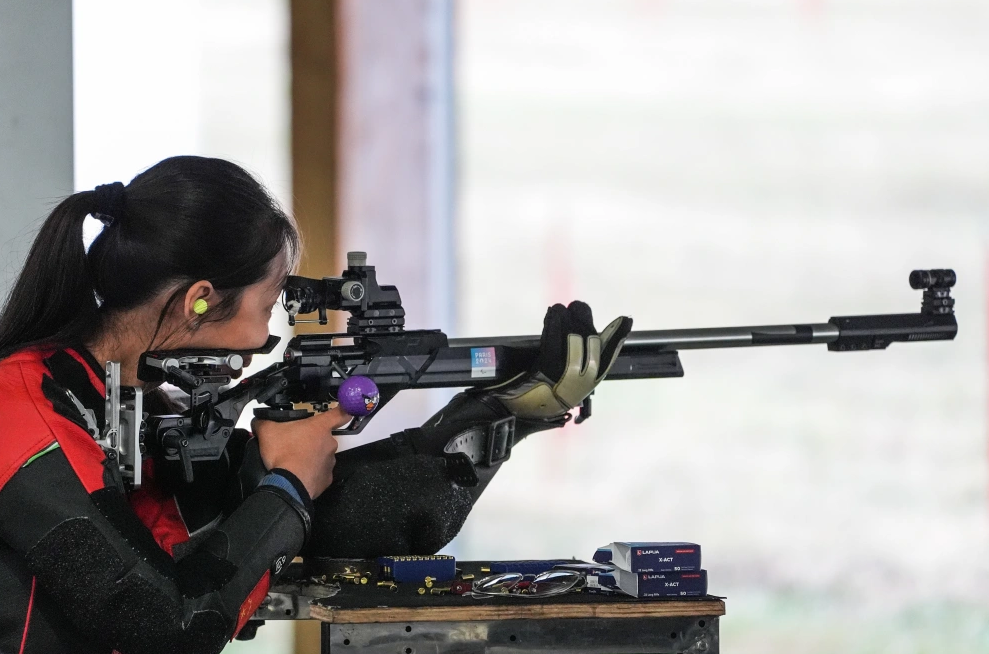 爱尔兰选手在射击比赛中发挥出色